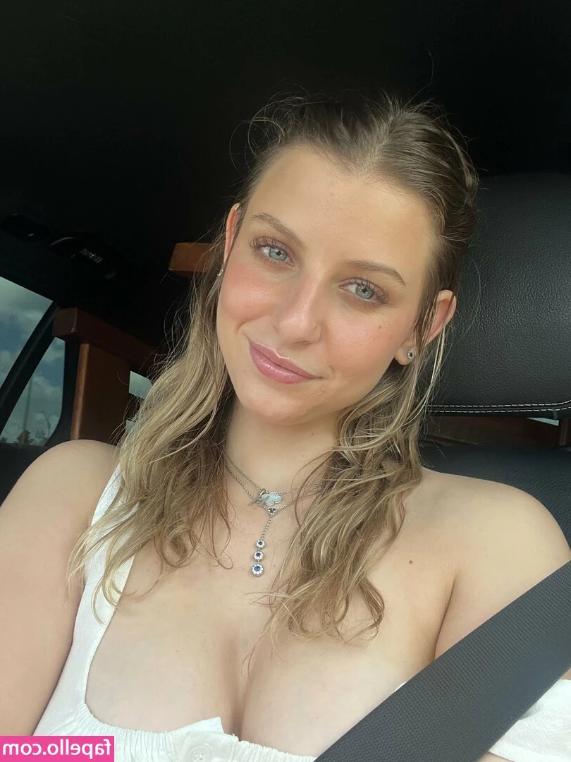 kelseynight - This is what being dickmatized looks like 🤪 Can you dickmatize me?