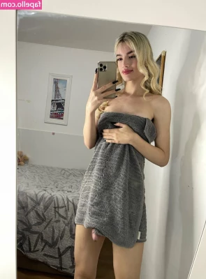 Valentinasz - XXXMAS WEEK POST   Ti piace il mio nuovo completino BDSM   Non ti