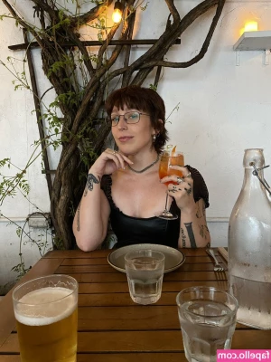 Alyssa Mercante [ alyssa-mercante ] - Trust me  it feels even better than it looks