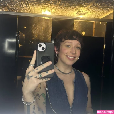 Alyssa Mercante [ alyssa-mercante ] - Your fave mommy.