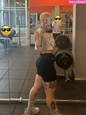 Alyssa Mercante [ alyssa-mercante ] - lil late night ass appreciation this hump day  ॱ