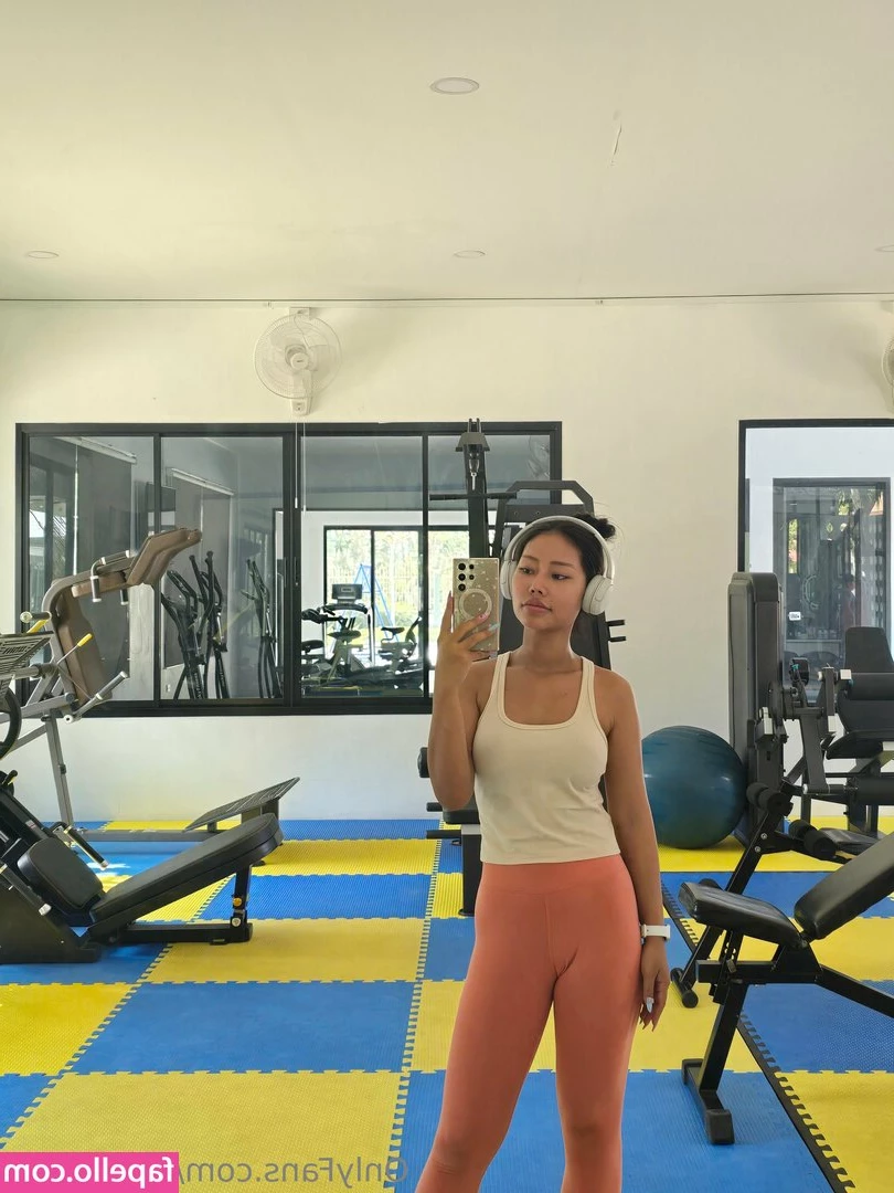 yasminrita - Crouching tiger, hidden ho 😂