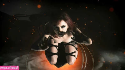 Lola Fae [ lola-fae ] - I know I m a bigger girl but hey I m trying