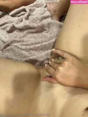 honeymelon336 - Heard y’all loud and clear, more up close Booty videos of me