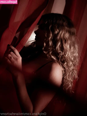 Mila Refacho [ mila-refacho-1 ] - It’s amazing how a little tease can wreck you. Lucky boy. Send