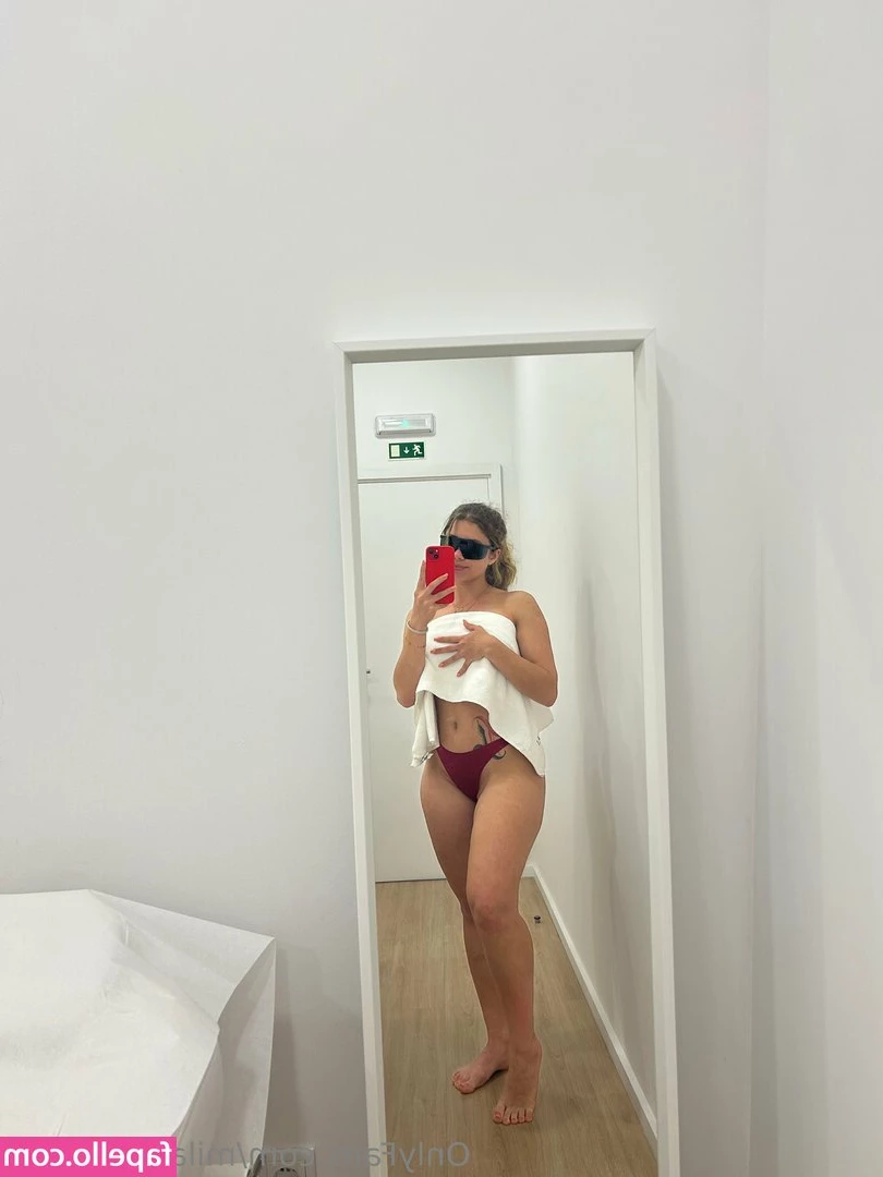 Mila Refacho [ mila-refacho-1 ] - Daddy  lick me  I m so horny daddy