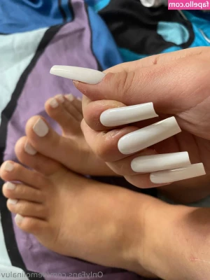 demolinaluv - This brat got a good pounding last night