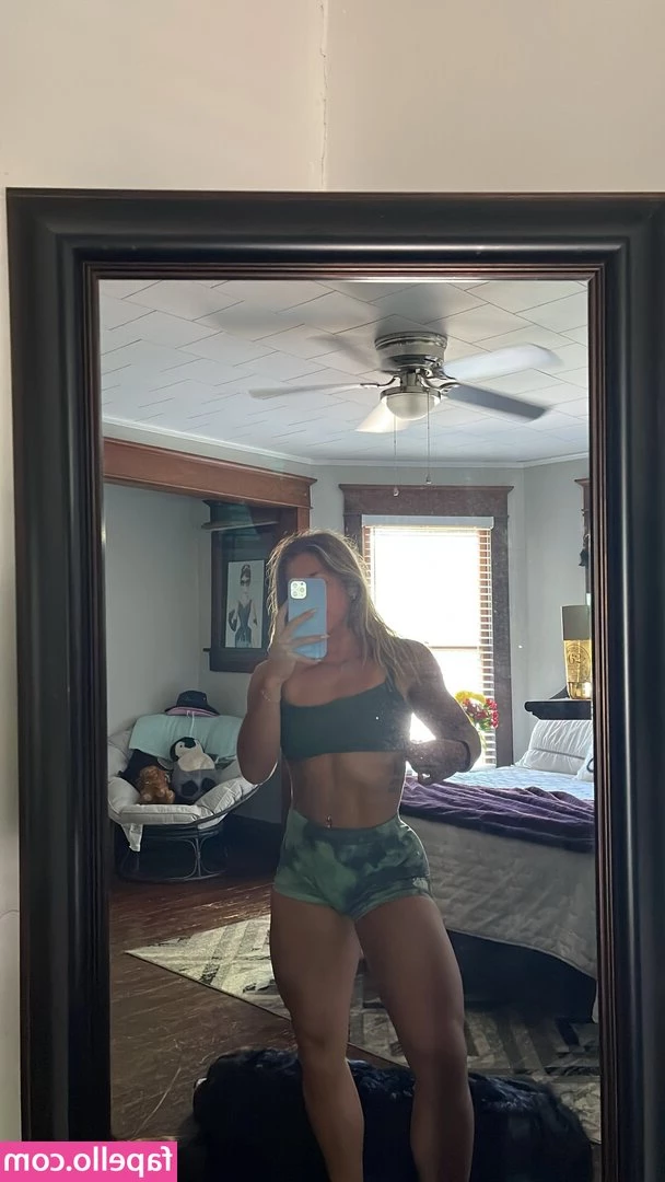 Kaitlinn_kfit [ kaitlinn-kfit ] - Day 14  it s also booty shorts weather
