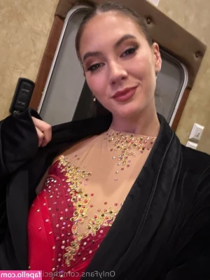 thecircusdiaries - I got you some sweaty socks and feet pics