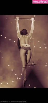 thecircusdiaries - do you like my shoes