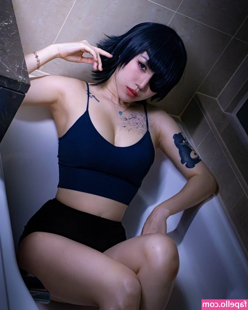 deathxskull_ [ deathxskull ] - Cum fuck my tight ass good 👍🤪😋