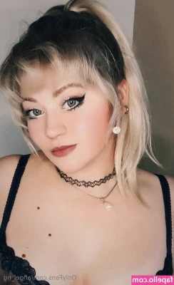 angel_ng__ [ angel-ng ] - Would you spank my ass 💦😈